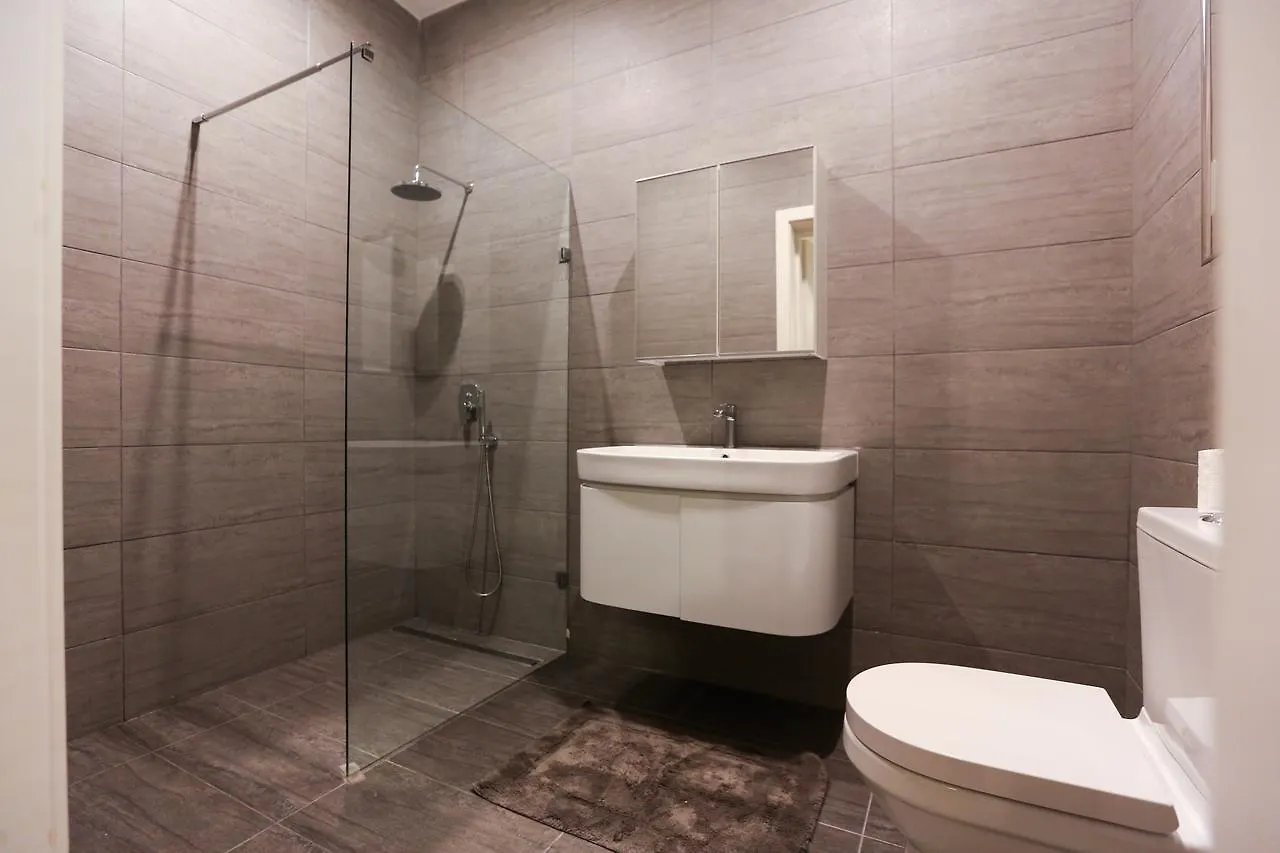 Valletta Collection - Mint Suite 0*,